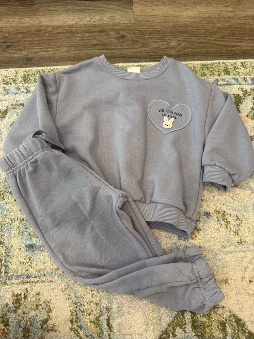 Zara Kids gray/blue Sweatshirt & Joggers Set with Heart Bunny Patch
